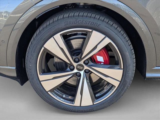 New 2025 Audi SQ5 Premium Plus image 9