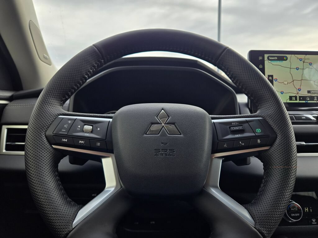New 2026 Mitsubishi Outlander SE AWD/4WD image 28