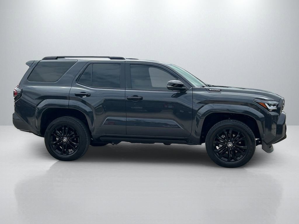 Used 2025 Toyota 4Runner 4WD image 4