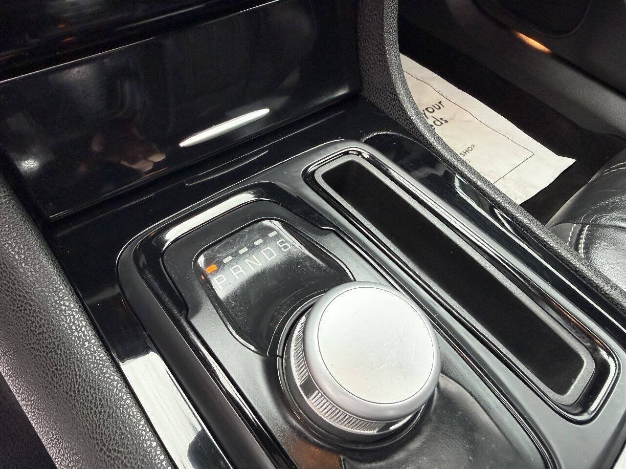 Used 2021 Chrysler 300 S RWD image 27