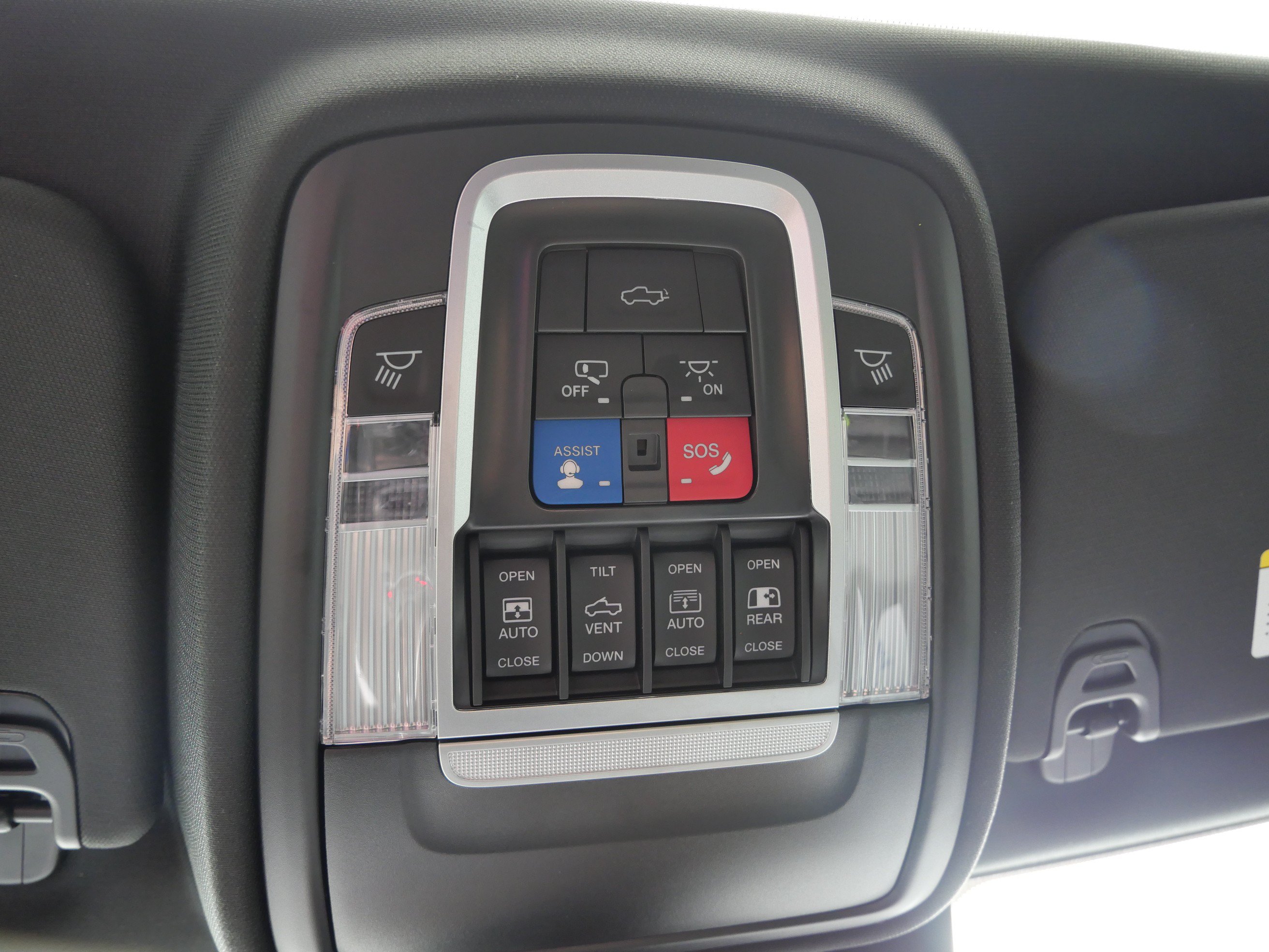 Used 2022 RAM 1500 TRX w/ TRX Level 2 Equipment Group AWD/4WD image 34