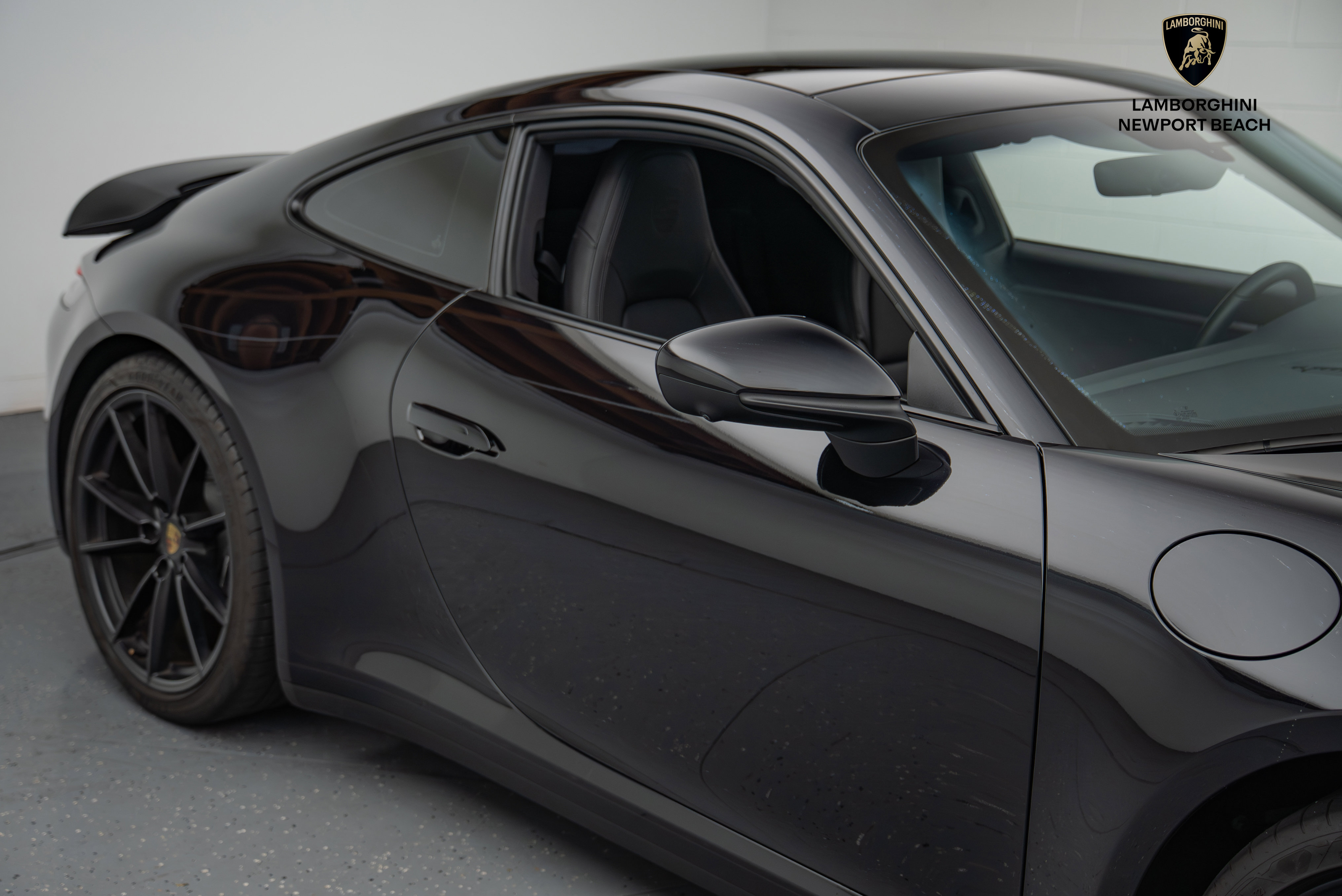 Used 2021 Porsche 911 Carrera image 3