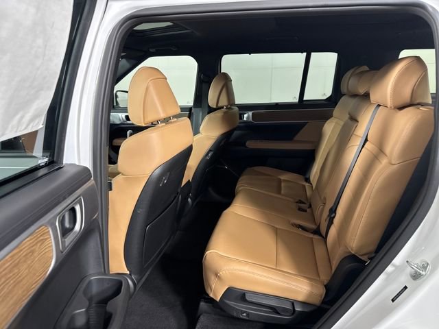 Used 2025 Hyundai Santa Fe Limited image 54