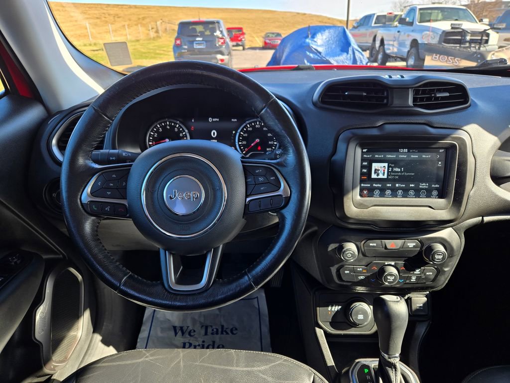 Used 2020 Jeep Renegade Limited image 18