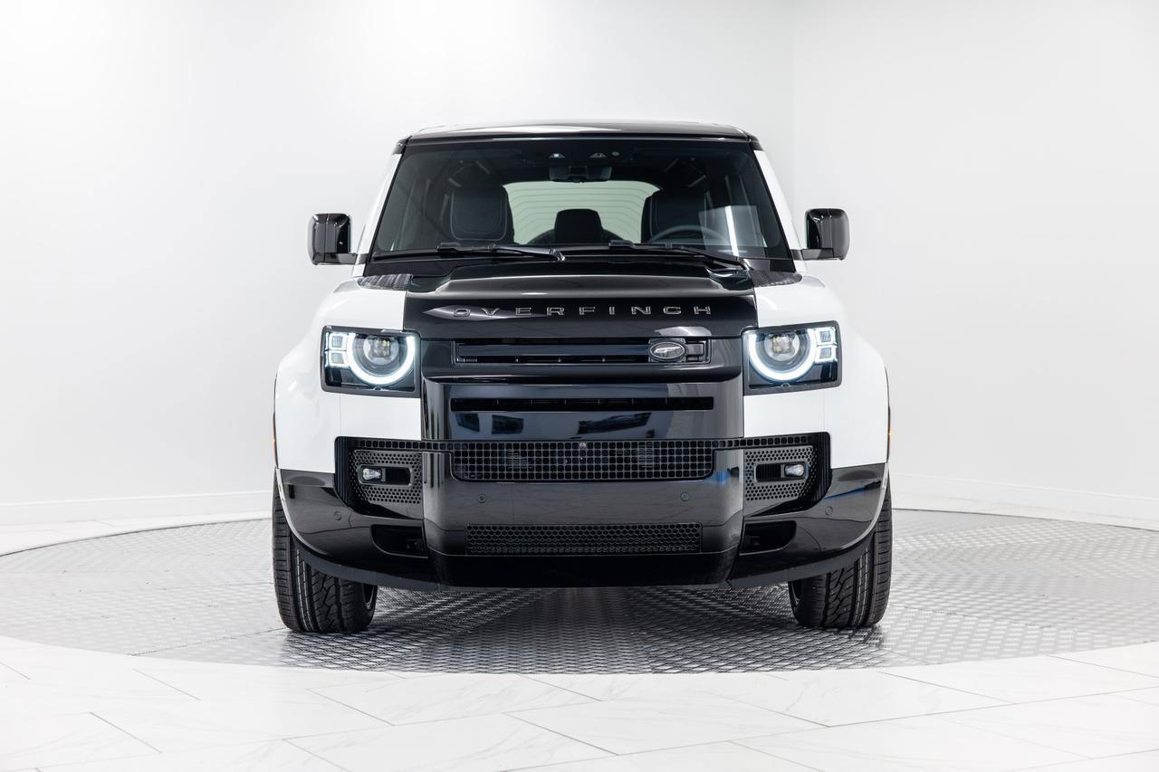 Used 2026 Land Rover Defender 130 V8 AWD/4WD image 5