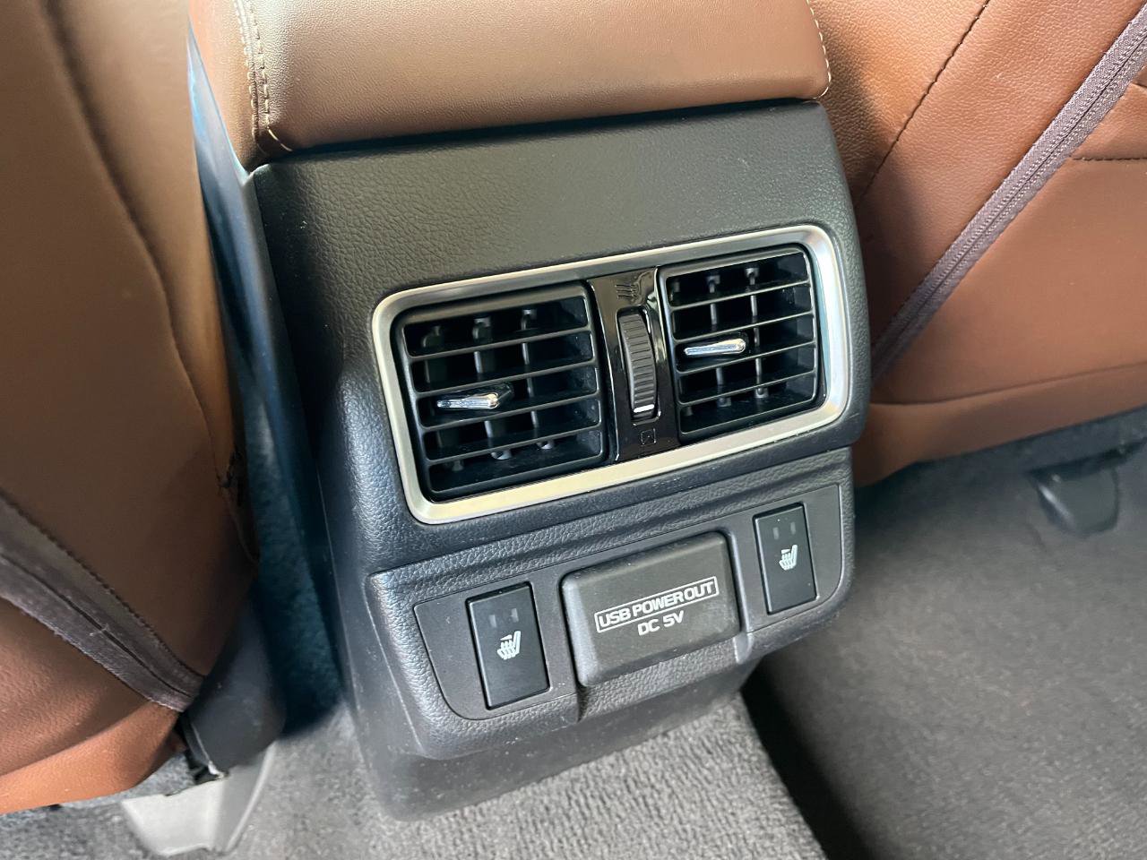 Used 2018 Subaru Outback 3.6R Touring AWD/4WD image 15