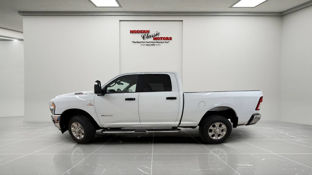Used 2024 RAM 2500 Big Horn AWD/4WD image 2