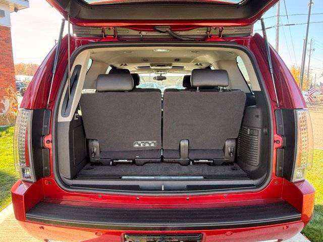 Used 2012 Cadillac Escalade Premium AWD/4WD image 47