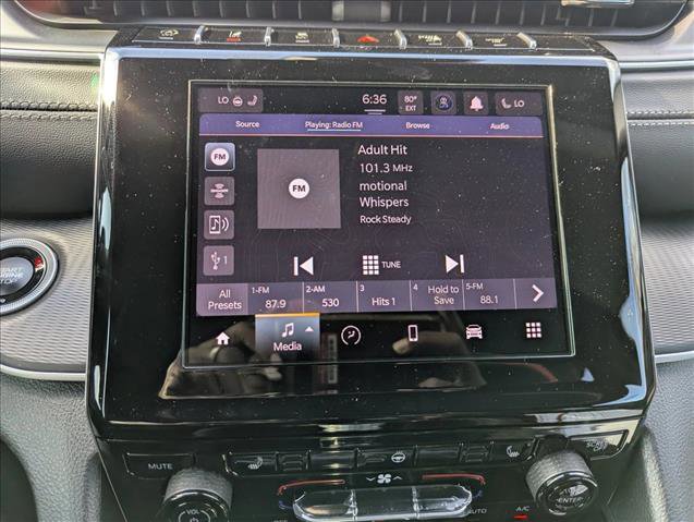 New 2025 Jeep Grand Cherokee Altitude image 18