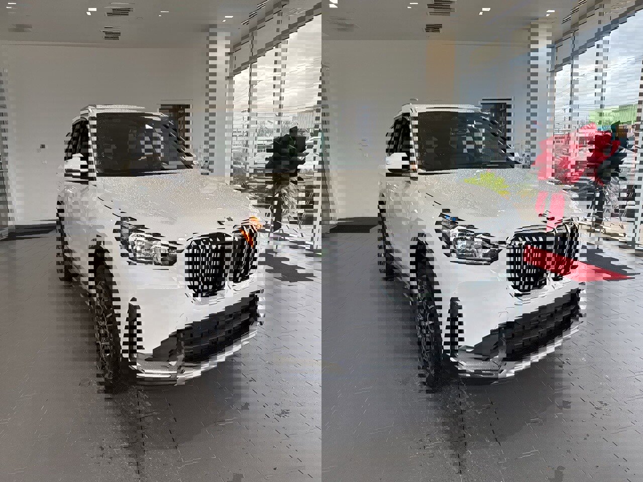 New 2026 BMW X1 xDrive28i w/ Convenience Package image 2