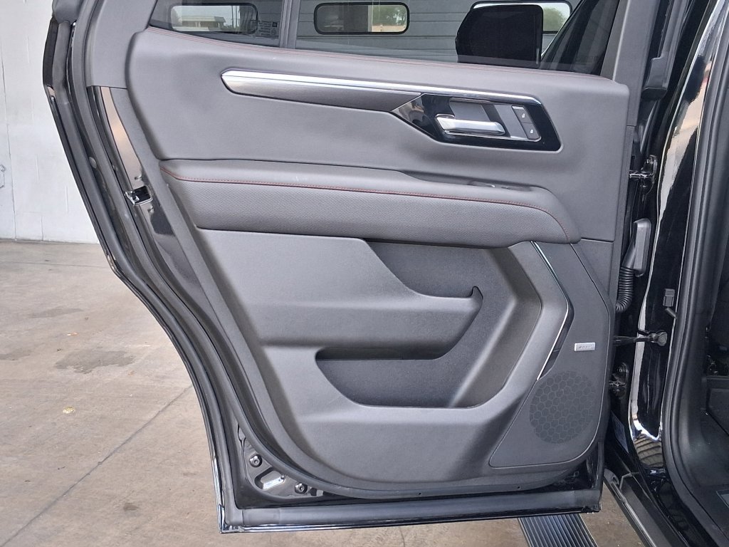 Used 2026 Chevrolet Tahoe RST w/ RST Capability Package AWD/4WD image 24