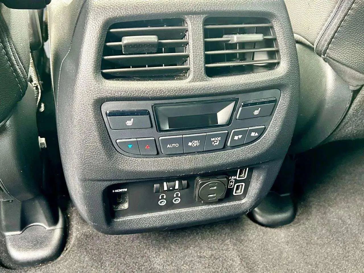 Used 2019 Honda Pilot Elite image 40