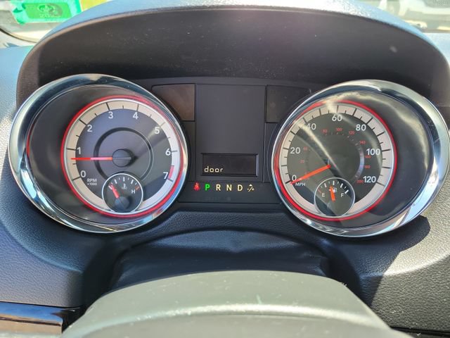 Used 2016 Dodge Grand Caravan SE FWD image 7
