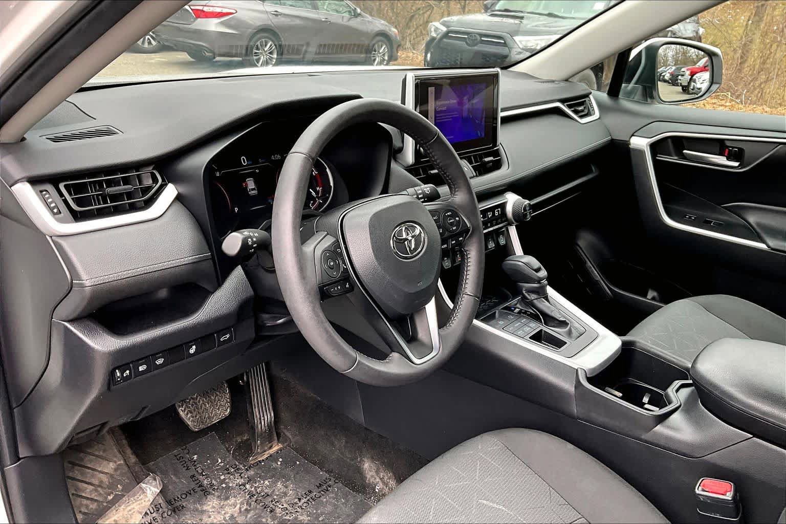 Certified 2024 Toyota RAV4 XLE w/ Convenience Package image 17