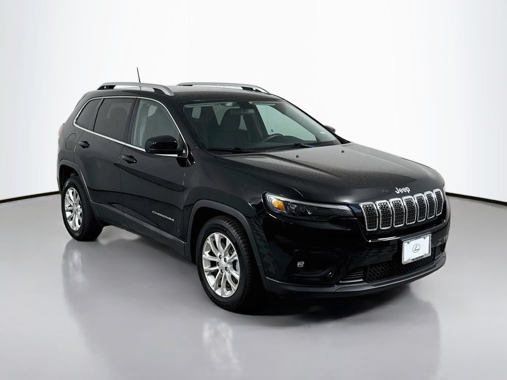 Used 2019 Jeep Cherokee Latitude w/ Popular Appearance Group FWD image 3