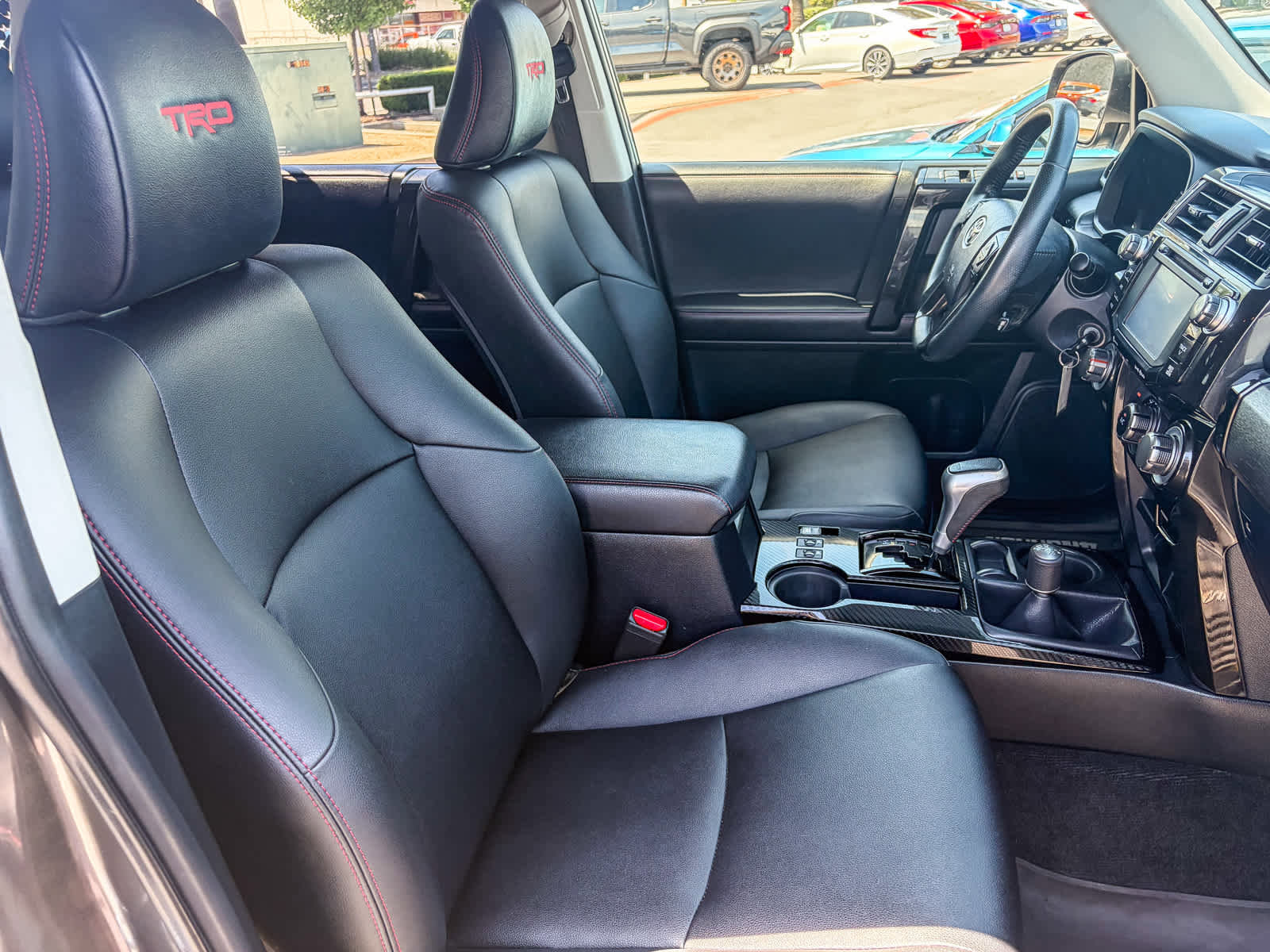 Used 2019 Toyota 4Runner TRD Off-Road Premium AWD/4WD image 16