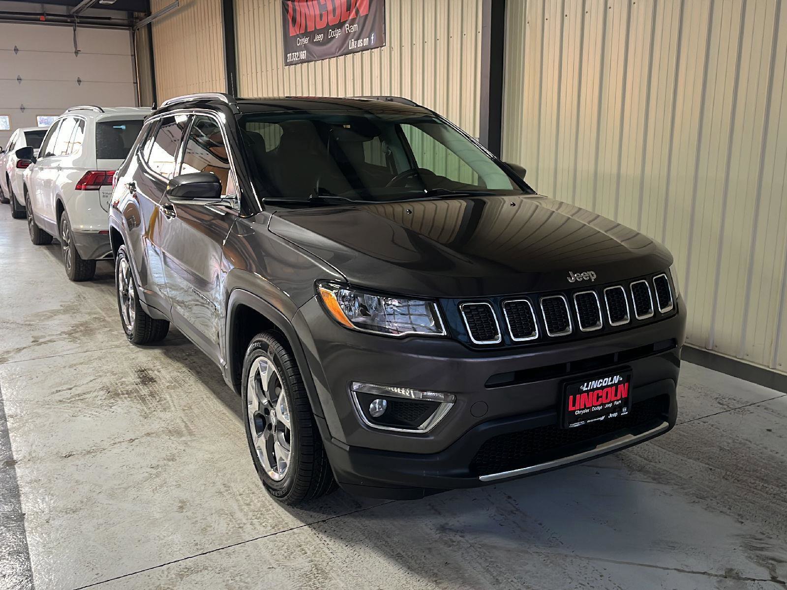 Used 2019 Jeep Compass Limited image 6