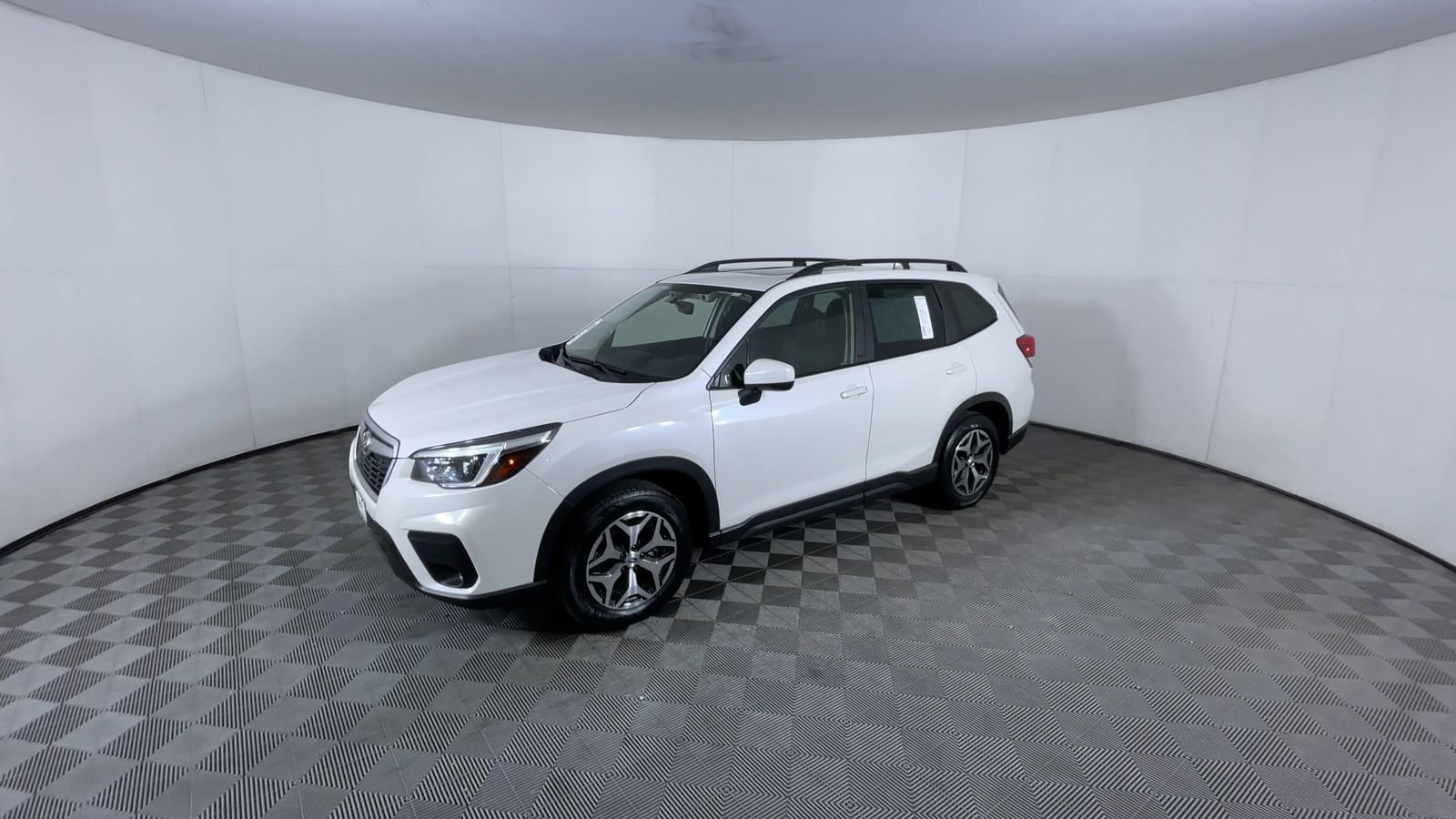 Used 2021 Subaru Forester Premium AWD/4WD image 4