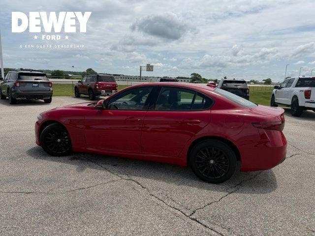 Used 2022 Alfa Romeo Giulia Sprint AWD/4WD image 9