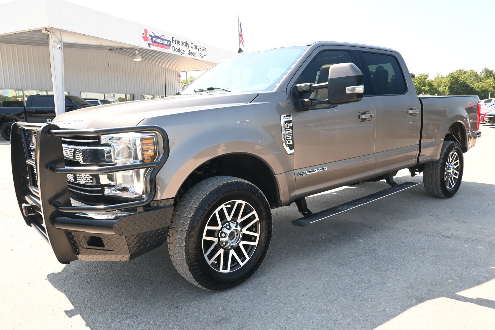 Used 2019 Ford F250 Lariat w/ Lariat Ultimate Package AWD/4WD image 5
