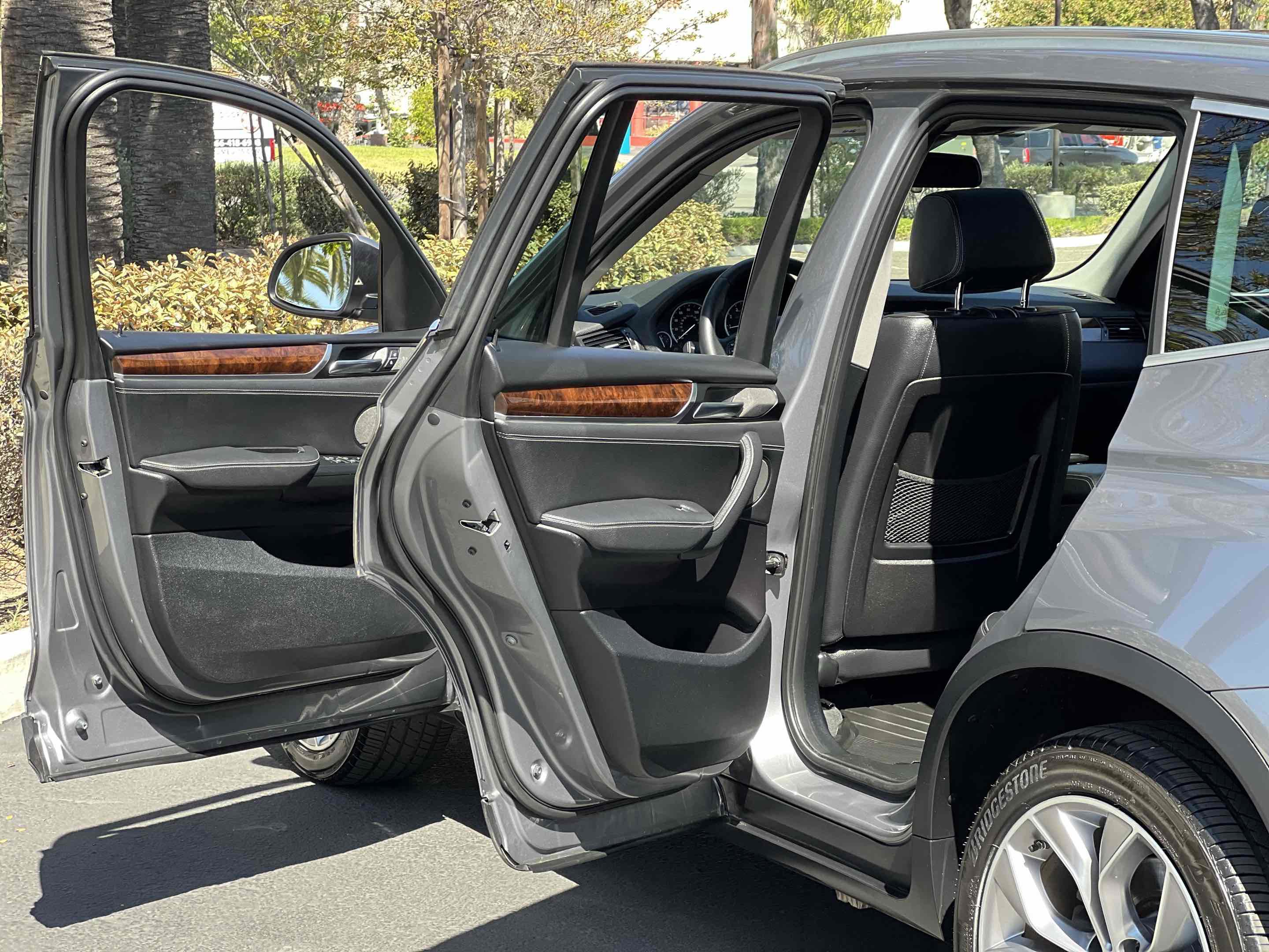 Used 2017 BMW X3 xDrive28i AWD/4WD image 65