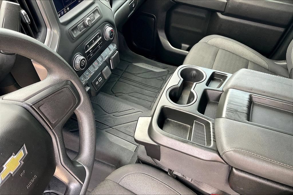 Used 2024 Chevrolet Silverado 2500 Custom w/ Custom Value Package AWD/4WD image 15