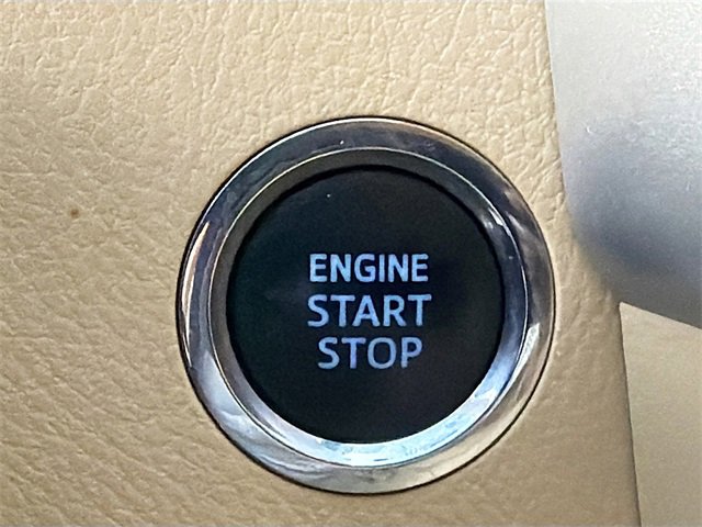 Used 2019 Toyota Highlander XLE image 34