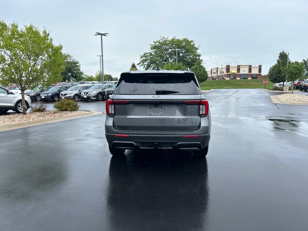 New 2027 Ford Explorer ST-Line AWD/4WD image 7