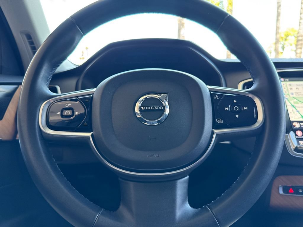 Certified 2023 Volvo XC90 B5 Plus AWD/4WD image 24