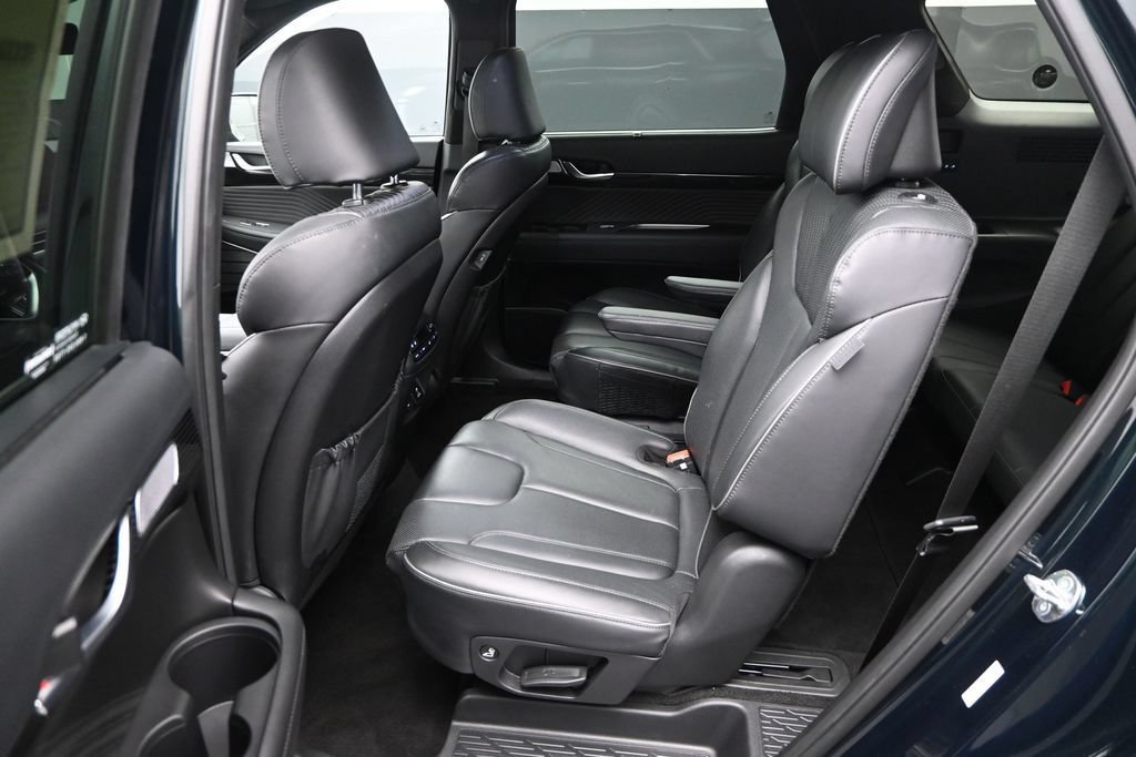 Used 2025 Hyundai Palisade Calligraphy AWD/4WD image 16