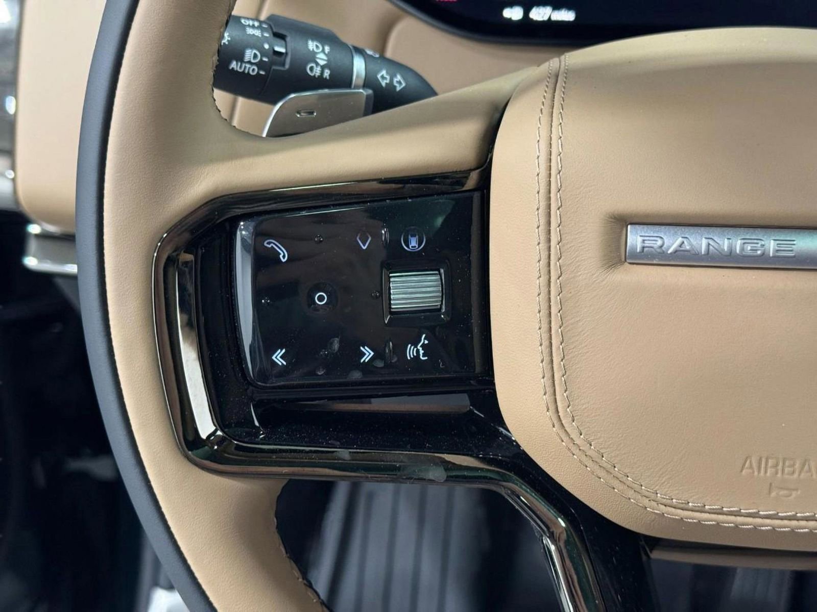 New 2026 Land Rover Range Rover Sport Dynamic SE image 30