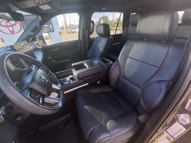 Certified 2024 Toyota Sequoia Platinum AWD/4WD image 11