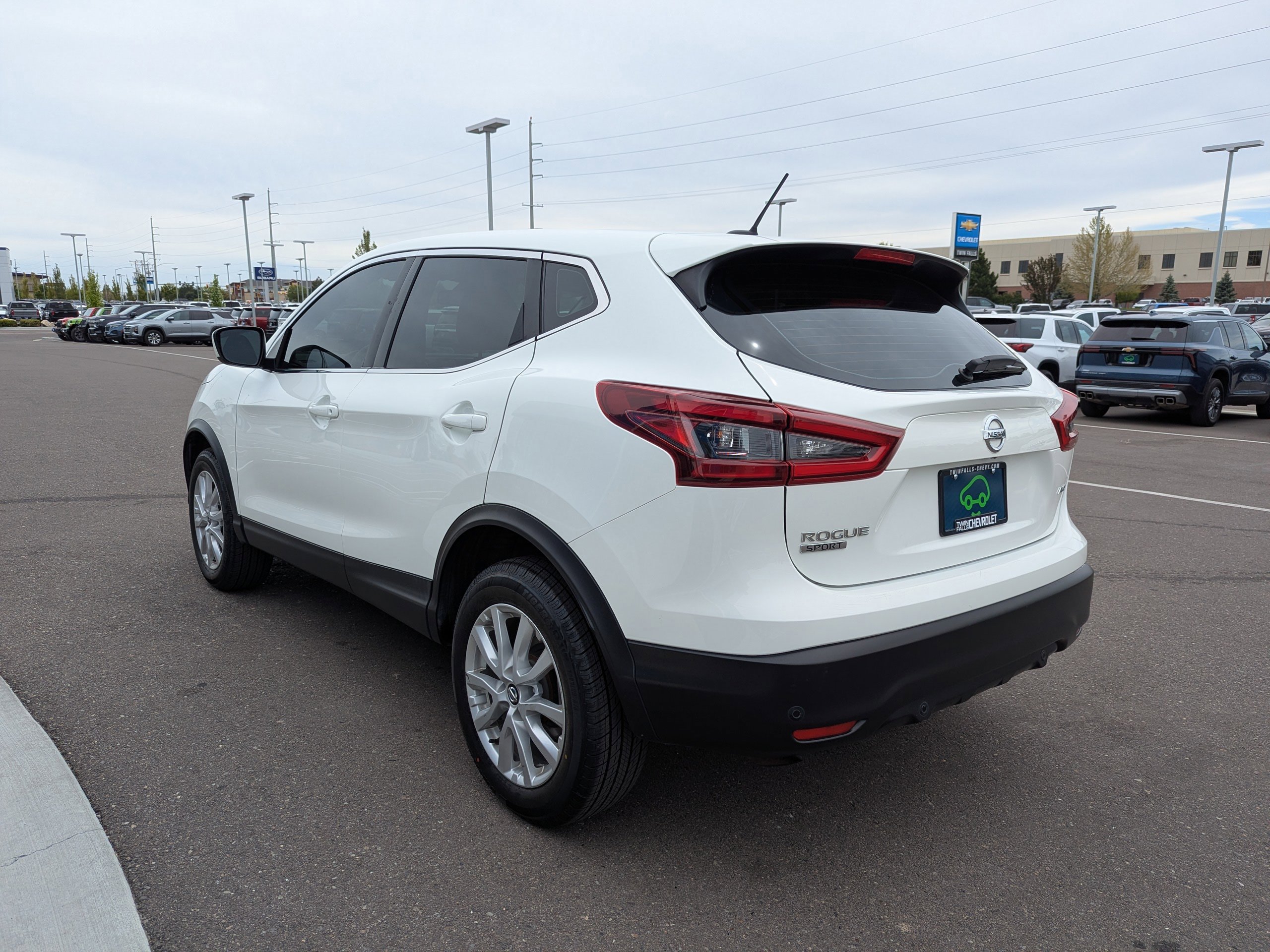 Used 2021 Nissan Rogue Sport S AWD/4WD image 30