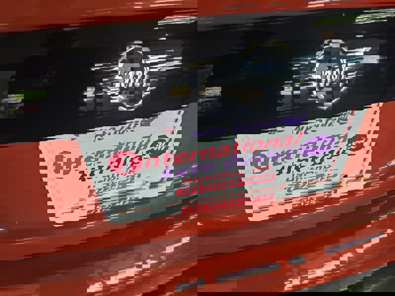 Used 2019 MINI Cooper S w/ Signature Upholstery Package image 32