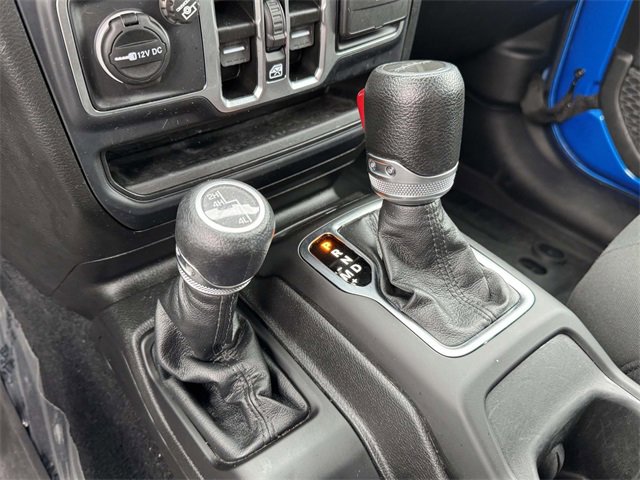 Used 2023 Jeep Gladiator Sport image 7