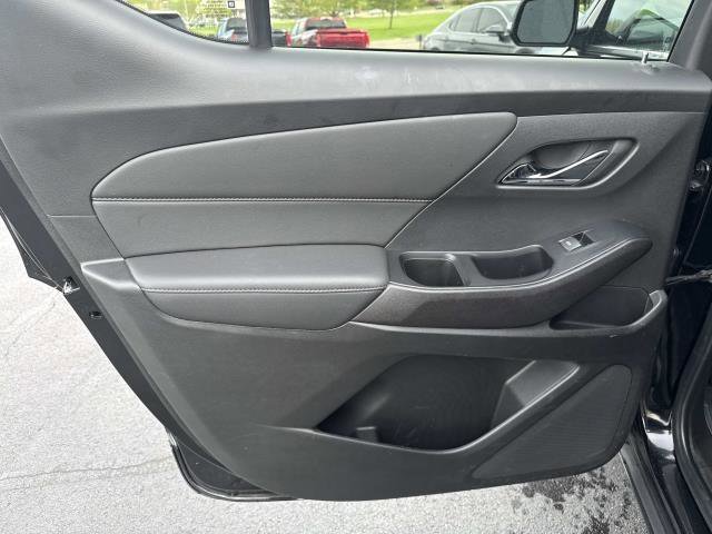 Used 2024 Chevrolet Traverse LT FWD image 23