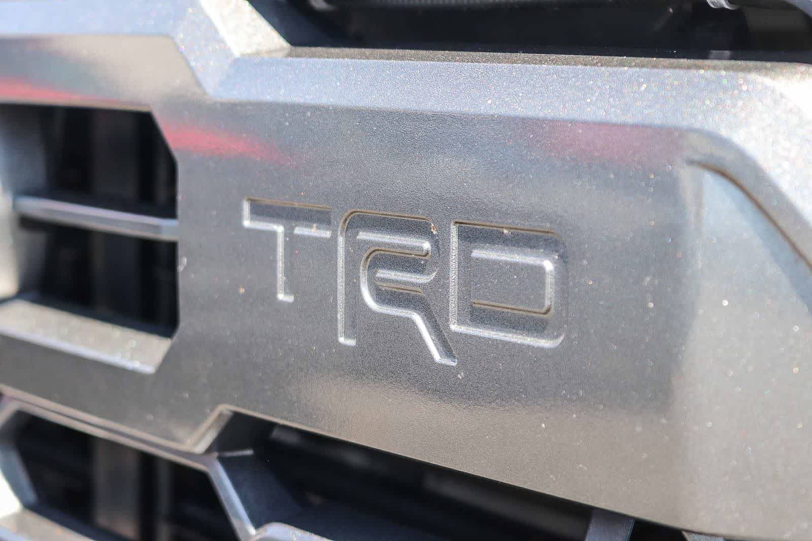 Used 2025 Toyota Tundra Platinum w/ TRD Off-Road Package AWD/4WD image 13
