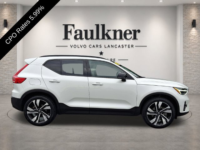 Certified 2024 Volvo XC40 B5 Ultimate w/ Climate Package AWD/4WD image 9