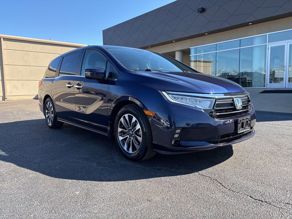 Used 2023 Honda Odyssey EX-L image 3