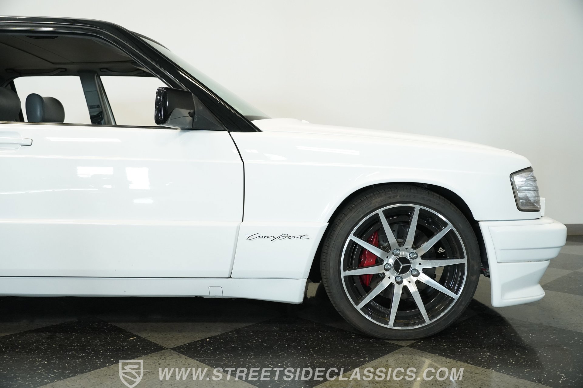 Used 1989 Mercedes-Benz 190 E 2.6 image 31