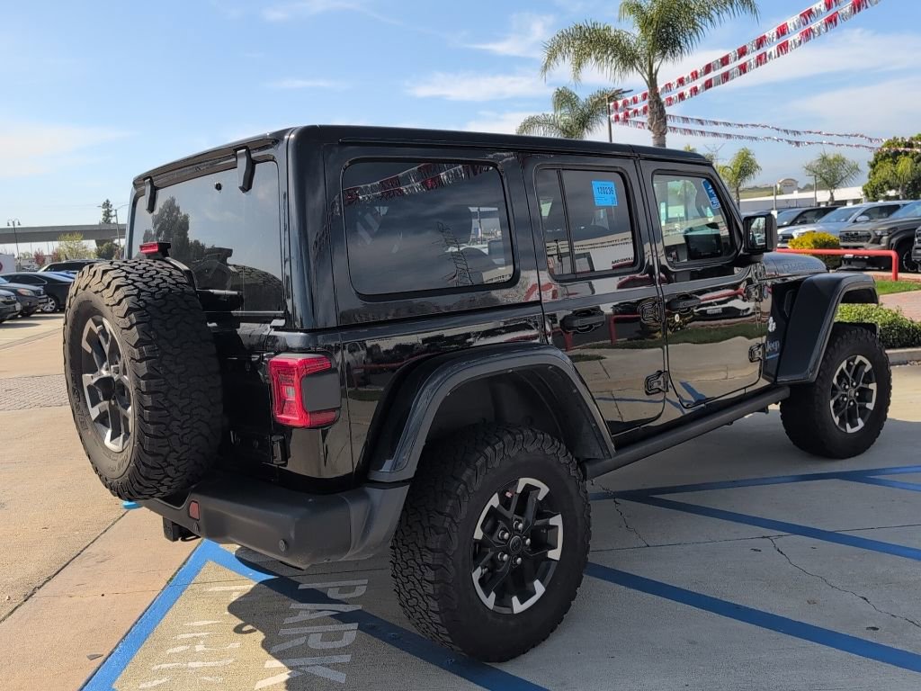 Used 2024 Jeep Wrangler Unlimited Rubicon 4xe image 5