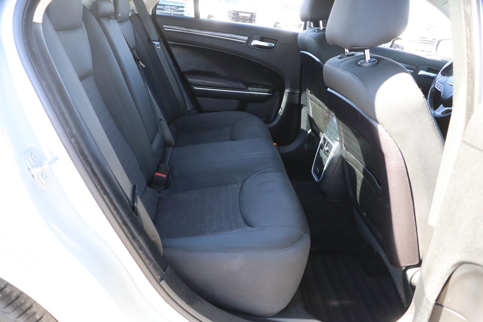 Used 2019 Chrysler 300 Touring w/ Sport Appearance Package RWD image 29