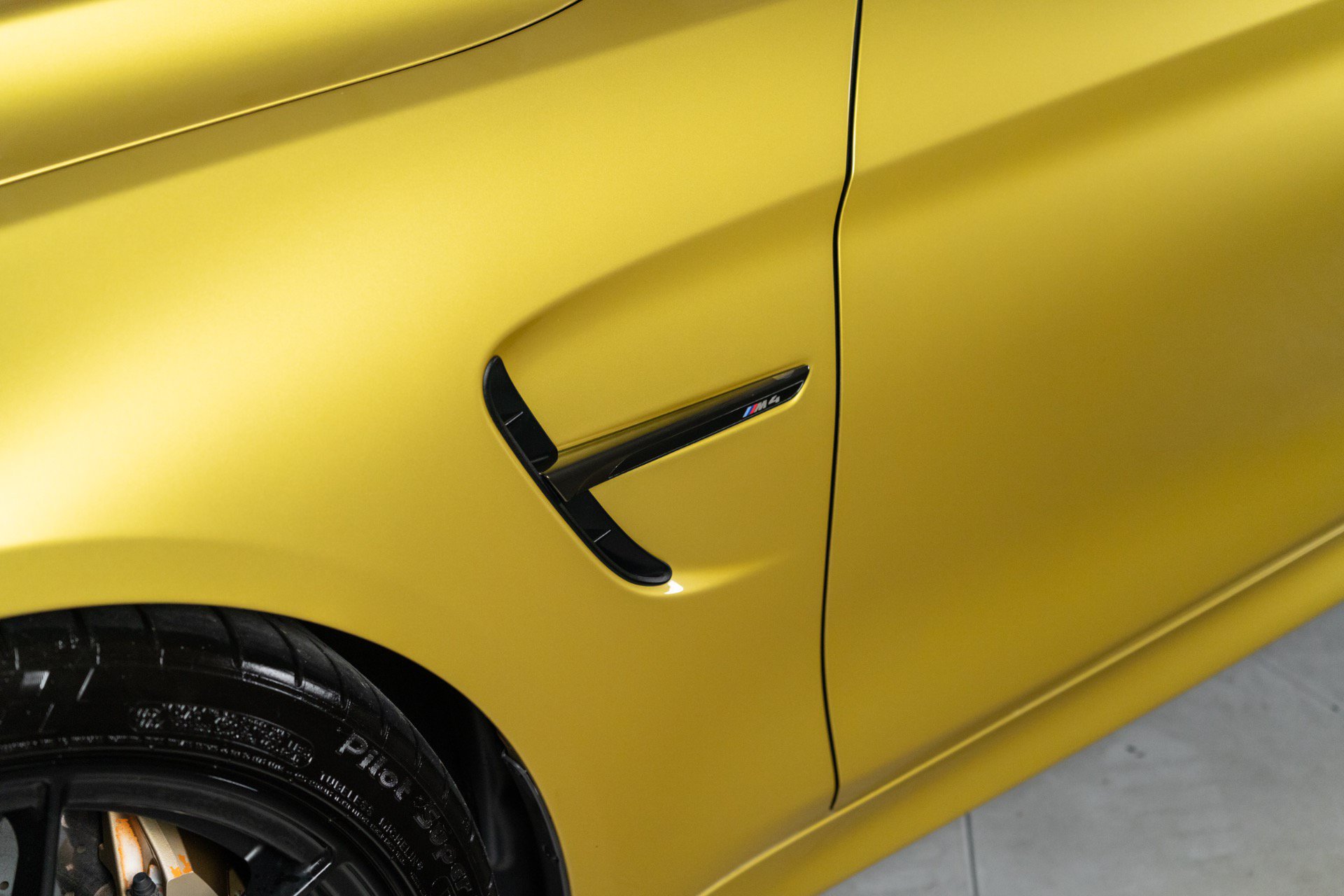 Used 2015 BMW M4 Coupe RWD image 6