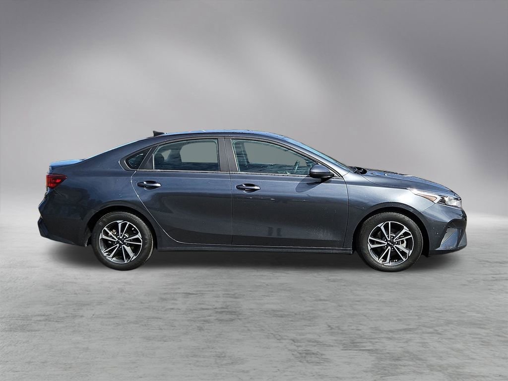Used 2024 Kia Forte LXS FWD image 8