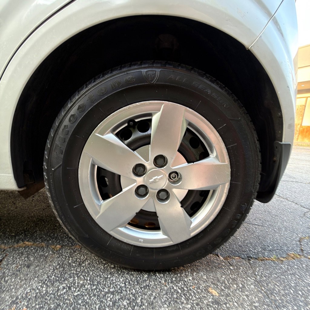 Used 2014 Chevrolet Sonic LS image 36