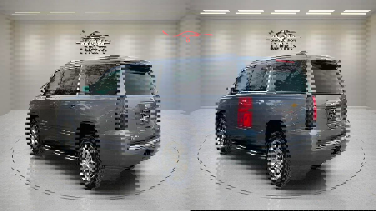 Used 2020 Chevrolet Suburban Premier w/ Premier 6.2L Value Package image 3