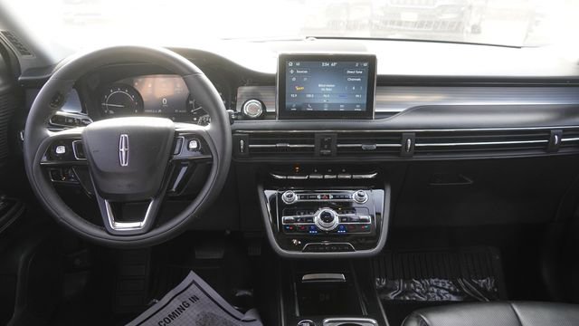 Used 2022 Lincoln Corsair AWD w/ Equipment Group 101A image 15