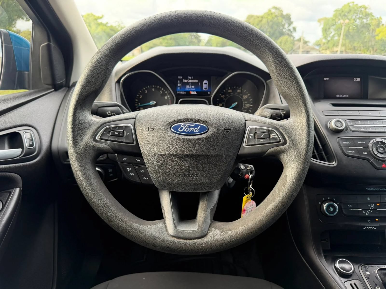 Used 2016 Ford Focus SE w/ Reverse Sensing Package FWD image 12