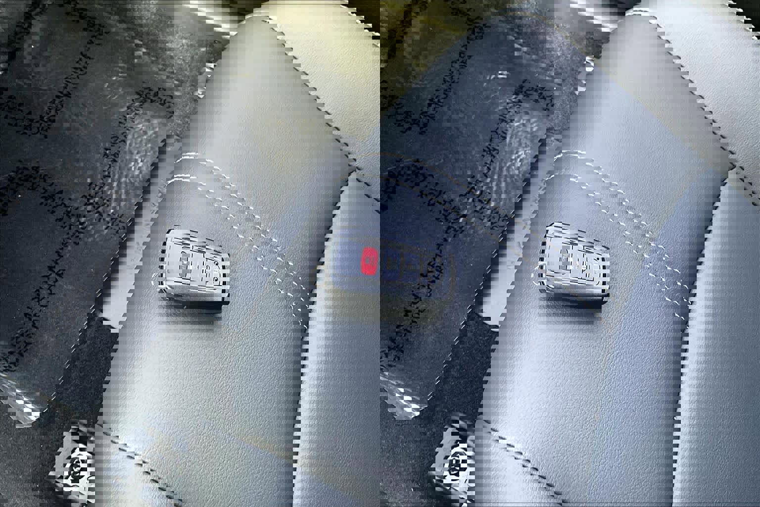 Used 2022 Toyota Corolla LE image 13