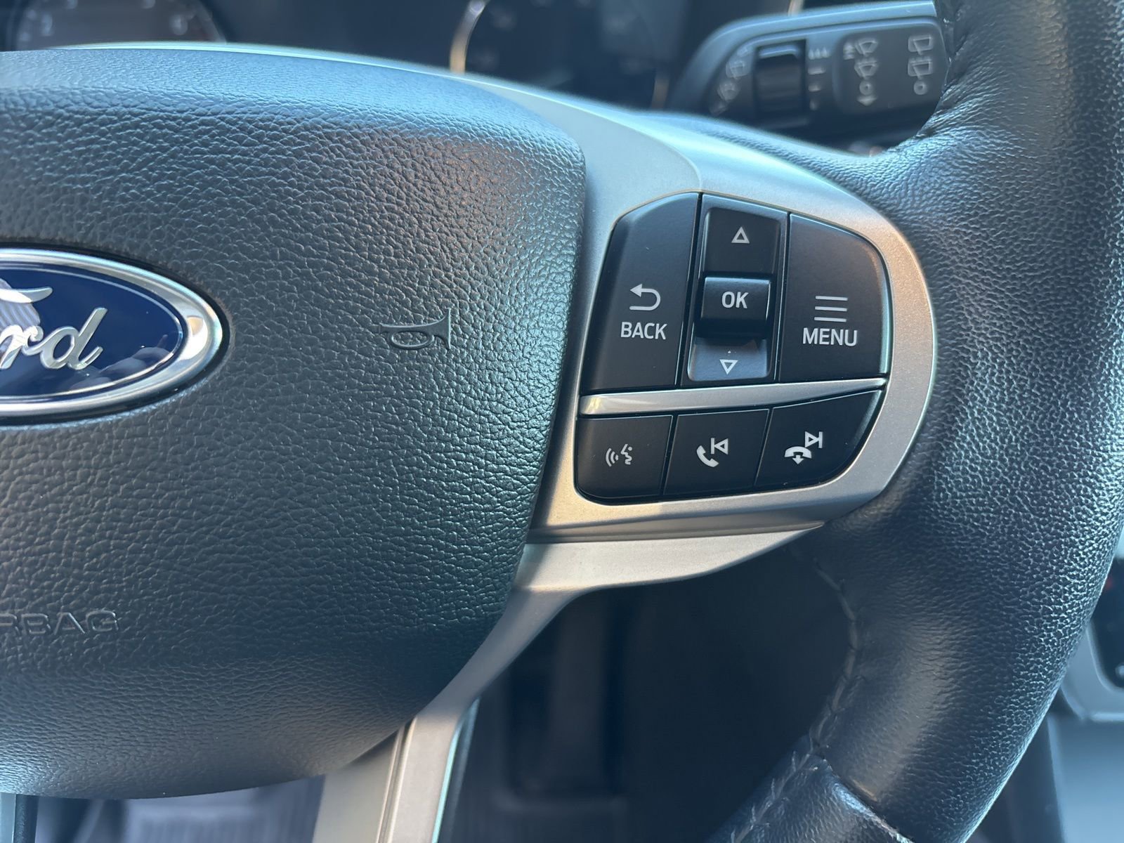 Certified 2022 Ford Explorer XLT w/ Equipment Group 202A image 22